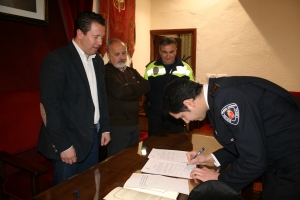 toma de posesión nuevo policía local pablo díaz