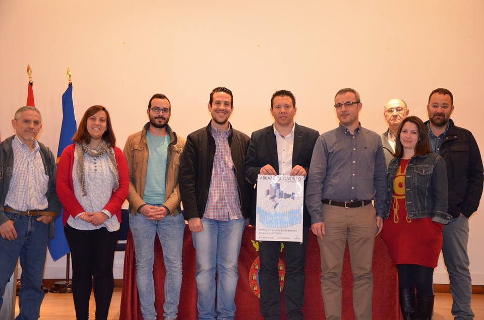 imagen llamamiento abrazo castillo