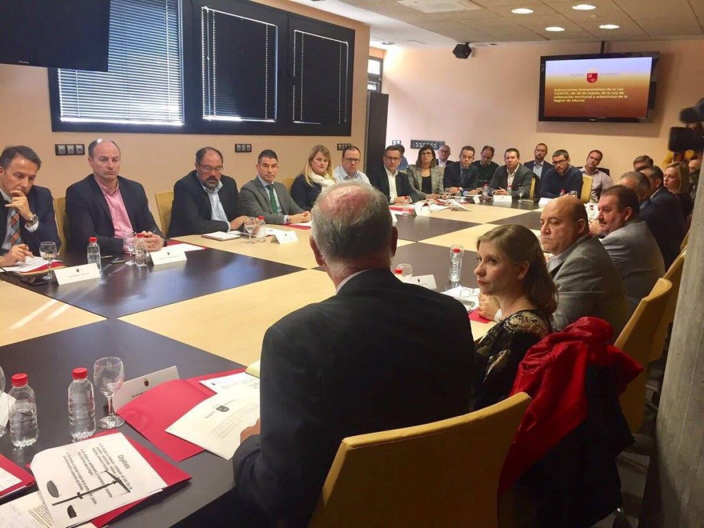 reunión alcaldes consejero fomento 14112017 2
