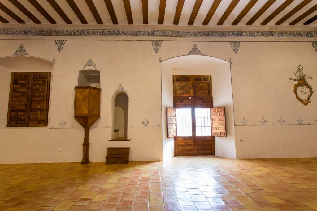 Refectorio del Convento de San Francisco, sede el Museo Ciudad de Mula.