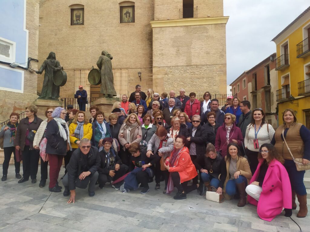 Una de las visitas guiadas realizadas dentro de la programación del Poblado Navideño.